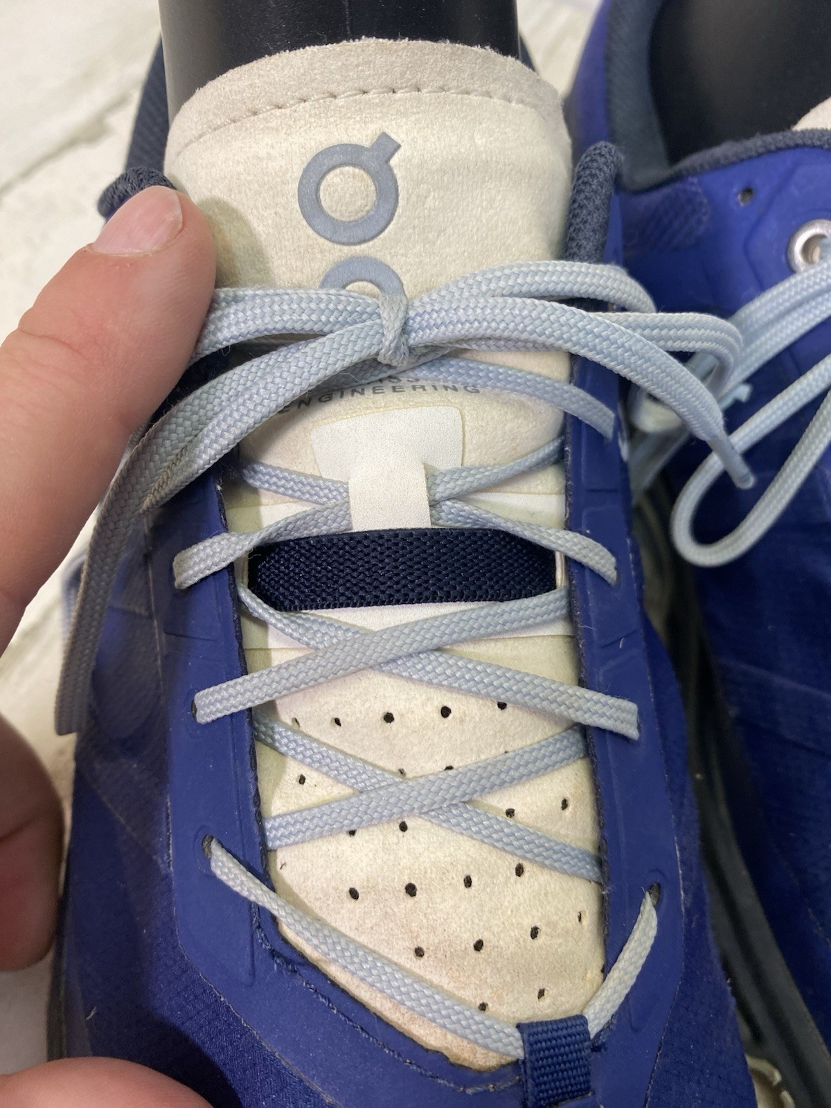 On Running Cloudventure Athletic Running Shoes Me… - image 7