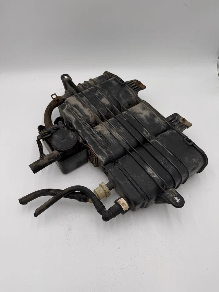 Ford Fusion 2008 bote de carbón de vapor combustible C2G9R Foto 3 de 4