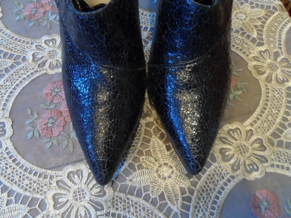 Oscar de la Renta 黑色纹理漆皮 Shooties 尺寸 40-美国 10 — 第 3/4 张图片