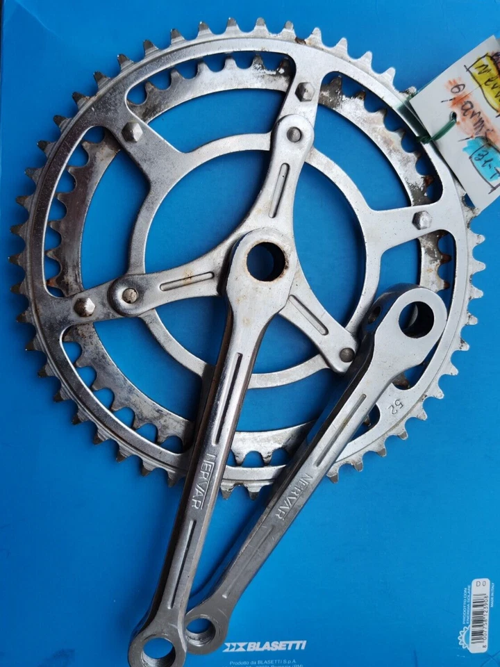 JUEGO DE BIELAS NERVAR HECHO EN FRANCIA ACERO ALEACIÓN LIGERA 52/42 GUARNITURA BICI VINTAGE Foto 2 de 4