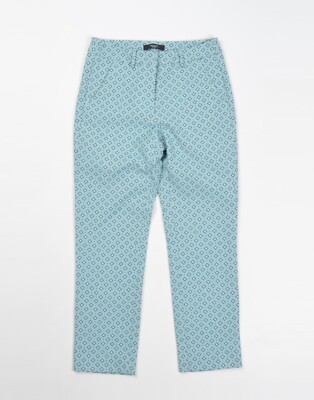 cigarette fit trousers Stretch Cotton Leg Pant these trousers offer an impeccable fit.The design is minimalist AMI Paris Black Cigarette Fit