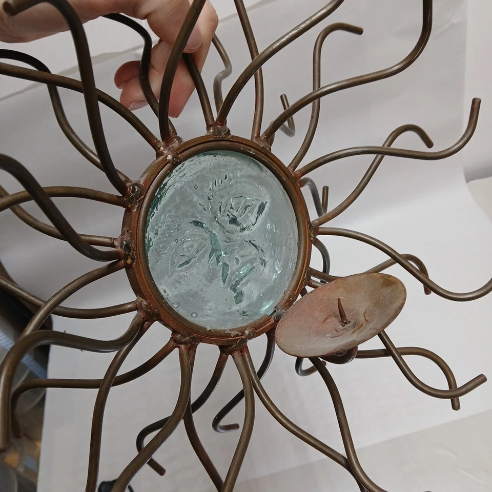 Candelabro de metal rústico de vidrio para sol de 13 x 13 x 8 rayos de acero escritorio independiente Foto 3 de 4