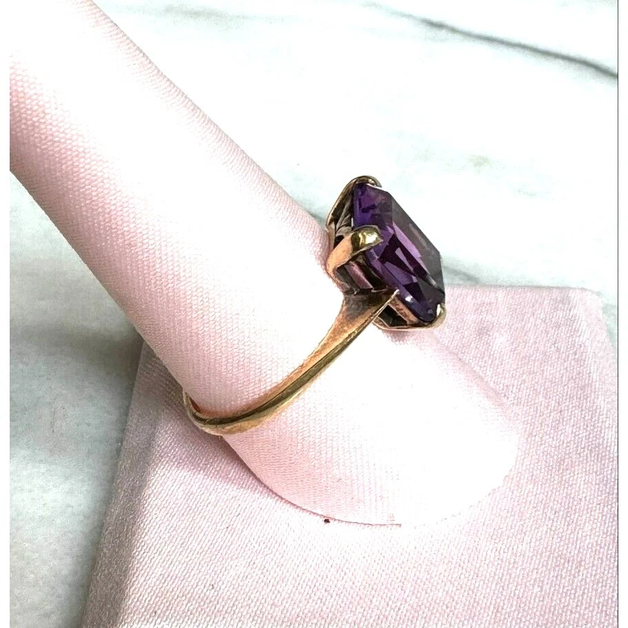 ANILLO ORO AMARILLO Y ZAFIRO MORADO TALLA 8.5 CIELO Foto 3 de 4