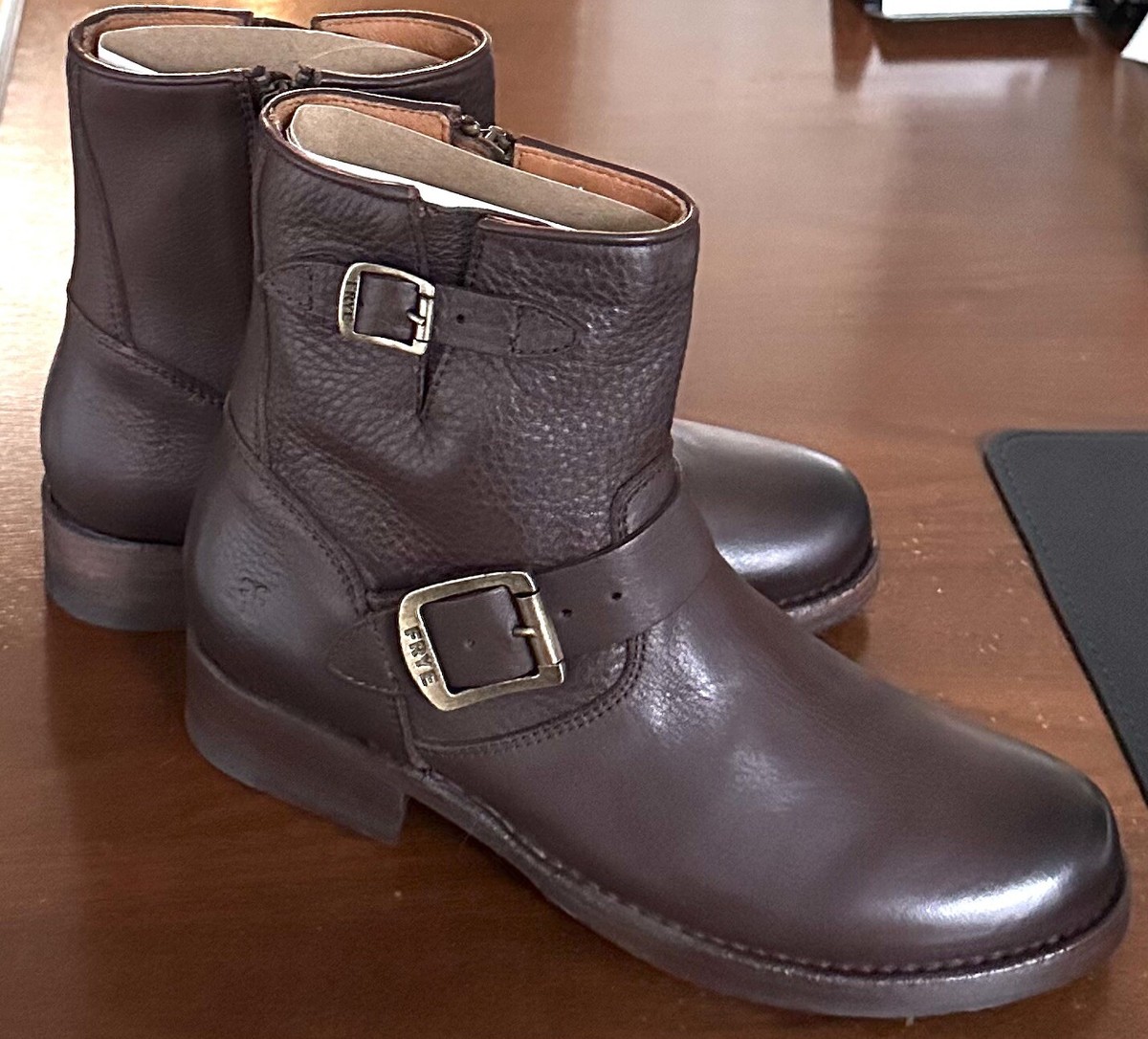 Brand New frye boots BRAND NEW!? ✨FRYE AND CO  main image 2