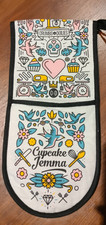 Crumbs and Doilies Cupcake Jemma Oven Mitt - Rare - Tattoo Bakery Design