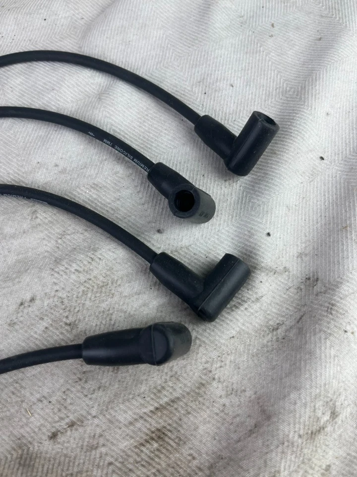 9744QQ Juego de cables de bujía AC Delco se adapta a; Saturn SC2, SL2, SW2 1994-2002 Foto 4 de 4