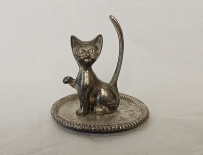 Vintage Silver Plate Cute Kitty Cat Ring Holder Jewelry Dish Long Tail Hong Kong