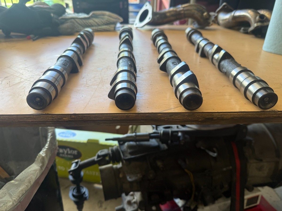 90 Nissan 300ZX Z32 Engine Camshaft LEFT and RIGHT and INTAKE and