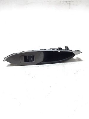2019 CHEVY MALIBU LT LEFT REAR DOOR WINDOW STRIM