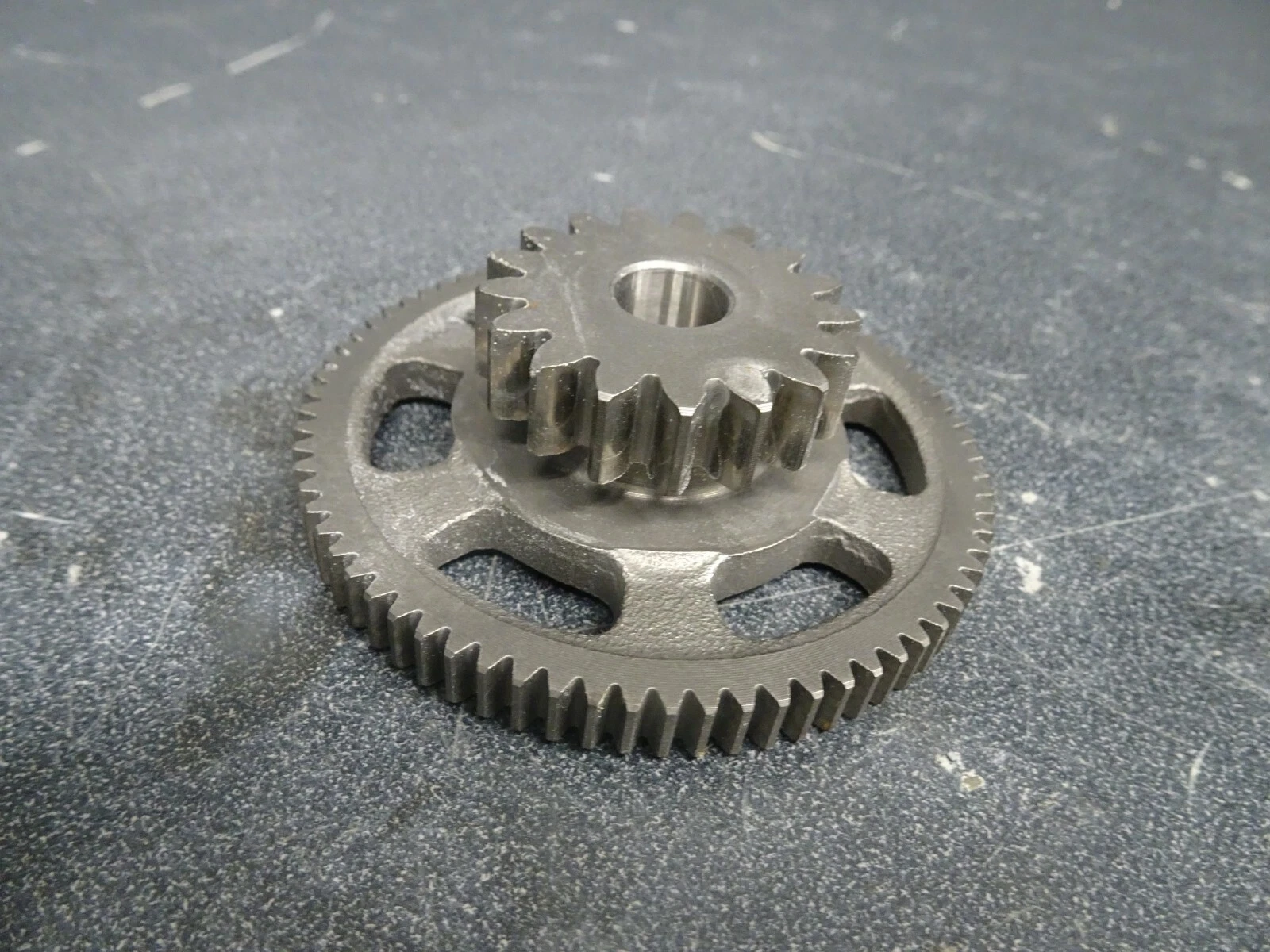 2002-2015 Yamaha OEM Engine Idler Gear 60E-15517-00-00 WaveRunner VX Cruiser HO