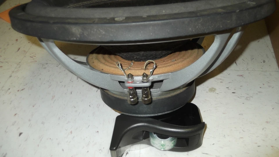 Q Power QP Deluxe 15" Subwoofer DVC 2200 Watts (Parts only) - Image 4 of 4