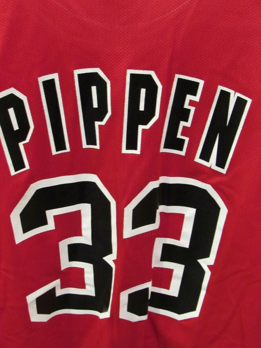 VTG Scottie Pippen #33 Chicago Bulls NBA Basketball Jersey Champion Men’s  44 VGC