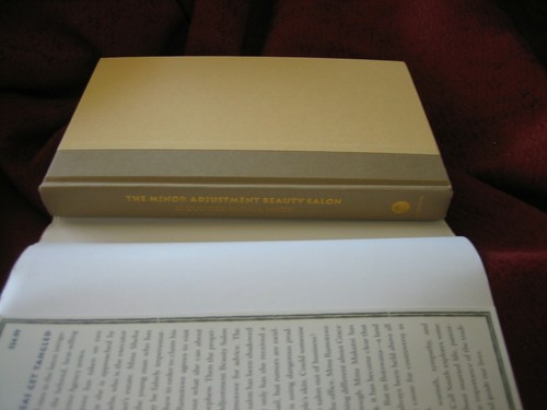 THE MINOR ADJUSTMENT BEAUTY SALON ALEXANDER MCCALL SMITH HD 1P/1ED SIGNED - Picture 6 of 7