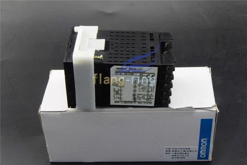 1PCS NEW Omron E5CN-C2T 100-240VAC Temperature Controller