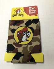 Buc-ee's Travel Center- Camo Can Beverage Insulator New Bucky Beaver Logo 12oz.