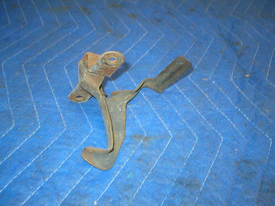 Camaro RS Z28 1993-2002 Firebird transmisión automática capó seguridad secundaria cierre GM Foto 3 de 3