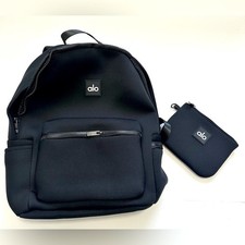 Alo Yoga Stow Backpack Black With Detachable pouch New with Tags