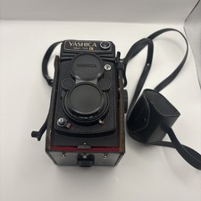 Yashica Mat-124G TLR Medium Format Film Camera. 80mm f3.5 Lens Great Condition