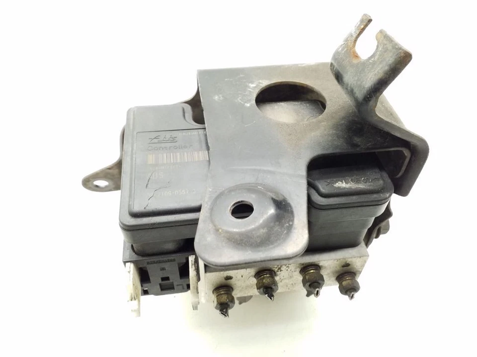 Unidad de control ABS 66kW Suzuki Swift III 2017 06210203874 BOS51508 Foto 2 de 4