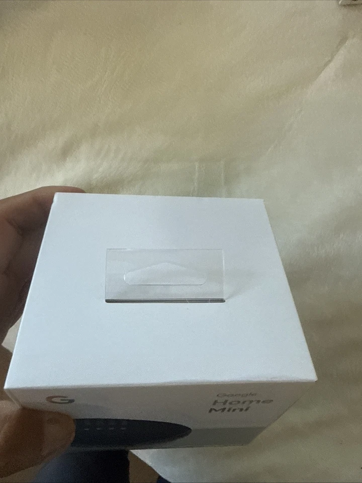Google Home Mini Primera Generación - Carbón - Totalmente Nuevo en Caja Sellada Foto 2 de 4