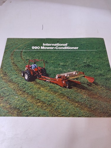 International Harvester 990 Mower Conditioner Dealer's Brochure - Picture 1 of 5