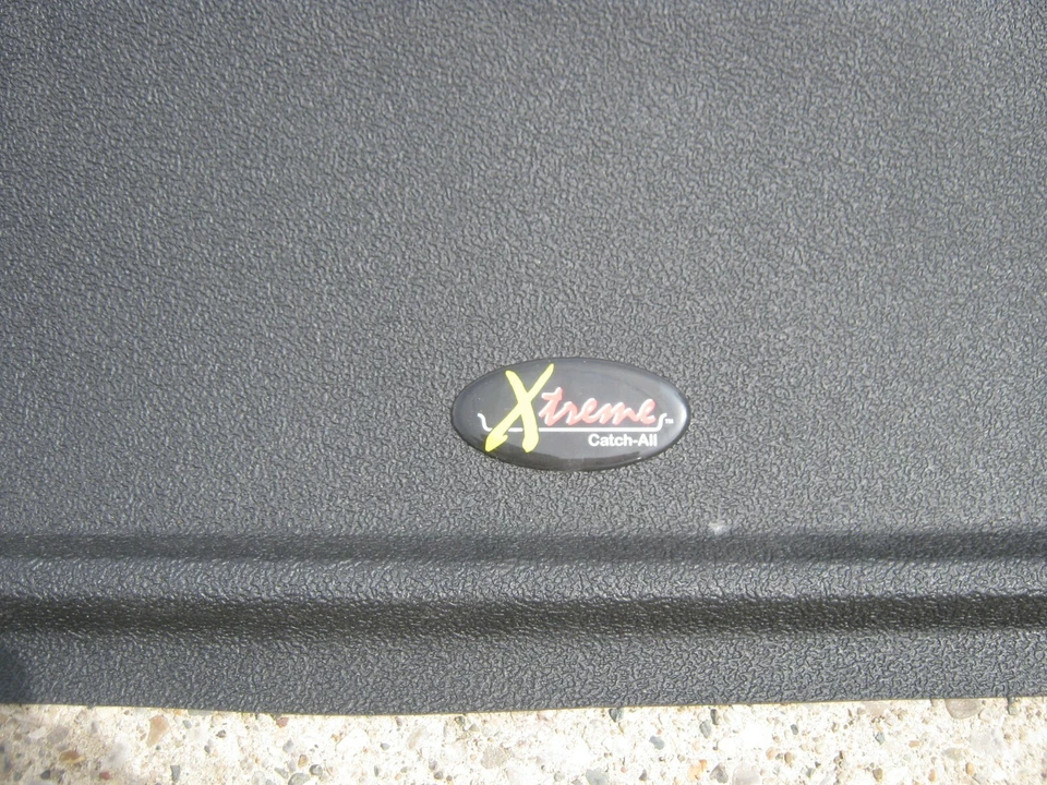 Alfombrilla de carga trasera Lund Catch-All Floor 2007-2013 Cadillac Escalade/GMC Yukon Foto 3 de 4