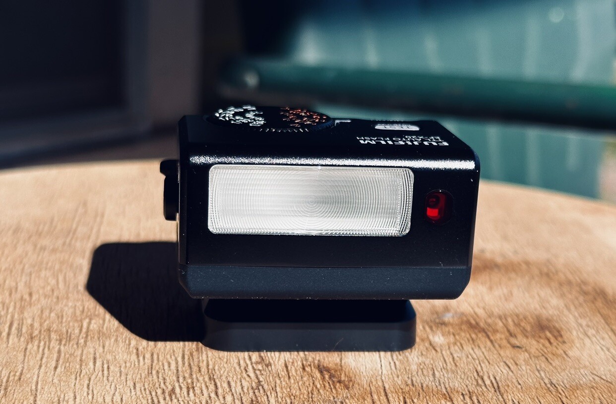 Fujifilm EFX20 Shoe Mount Flash for Fuji MINT with POUCH 74101014662