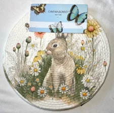 CYNTHIA ROWLEY PLACEMATS (4 ) ROUND BUNNY RABBIT FLOWERS 100% POLYESTER NIP