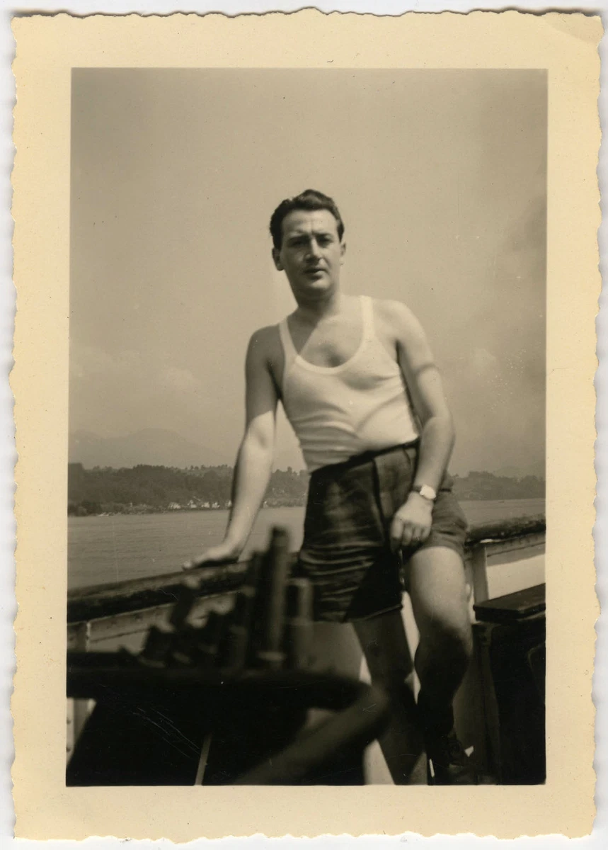 PHOTO ANCIENNE HOMME GAY BATEAU MODE MONTRE MAN FASHION Vintage Snapshot