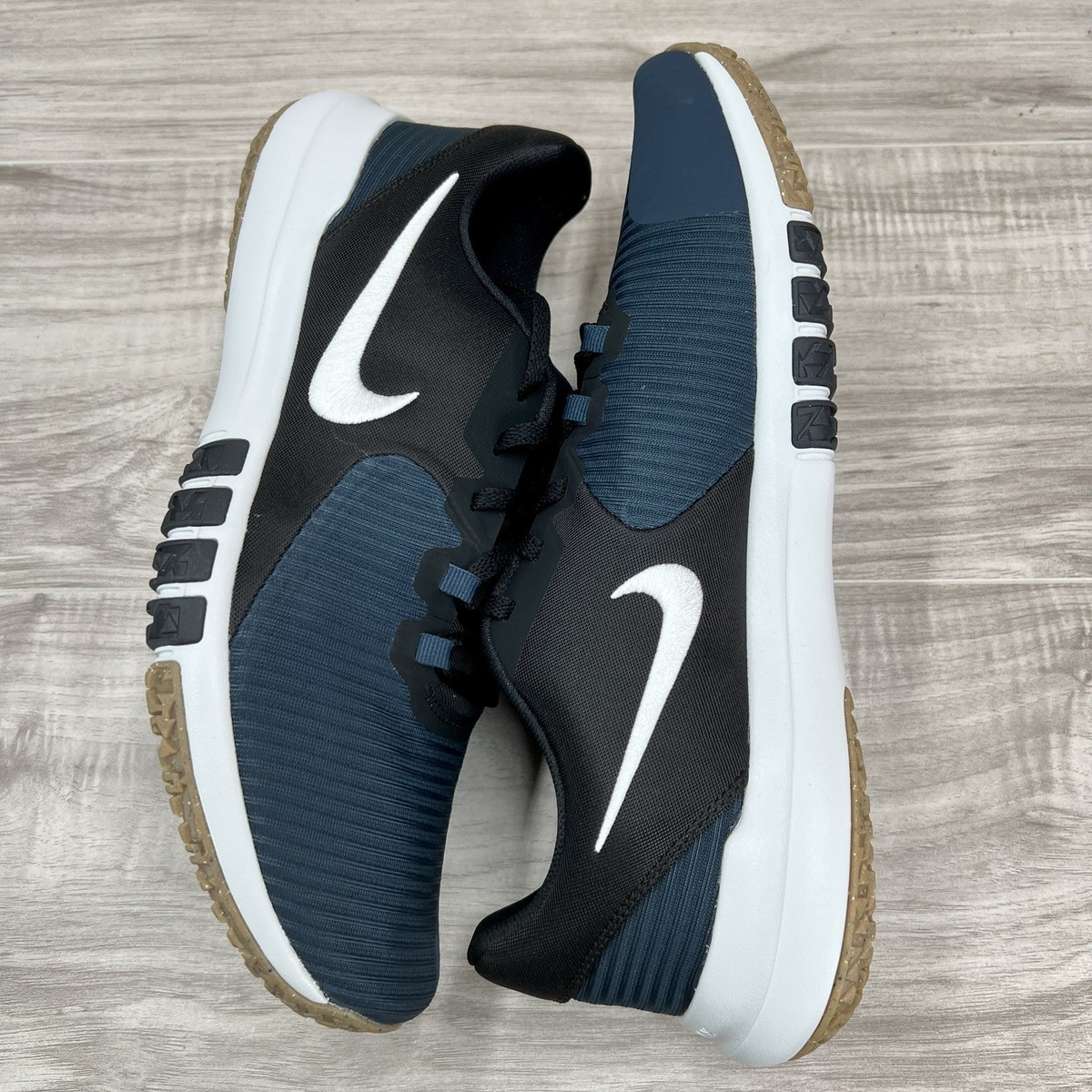 Nike Flex Control TR4 Mens 11.5 White Black White Dark Blue CD0197-009 Sneakers Nike Flex Control TR4 Mens 11.5 White Black White Dark Blue  main image 4