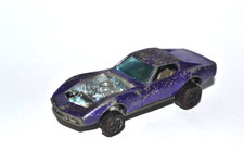 Hot Wheels Redline Custom Corvette 1967 Hong Kong. Purple w Olive interior