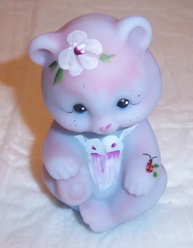 FENTON VINTAGE ART GLASS BLUE BURMESE SITTING BEAR FIGURINE c. 2000