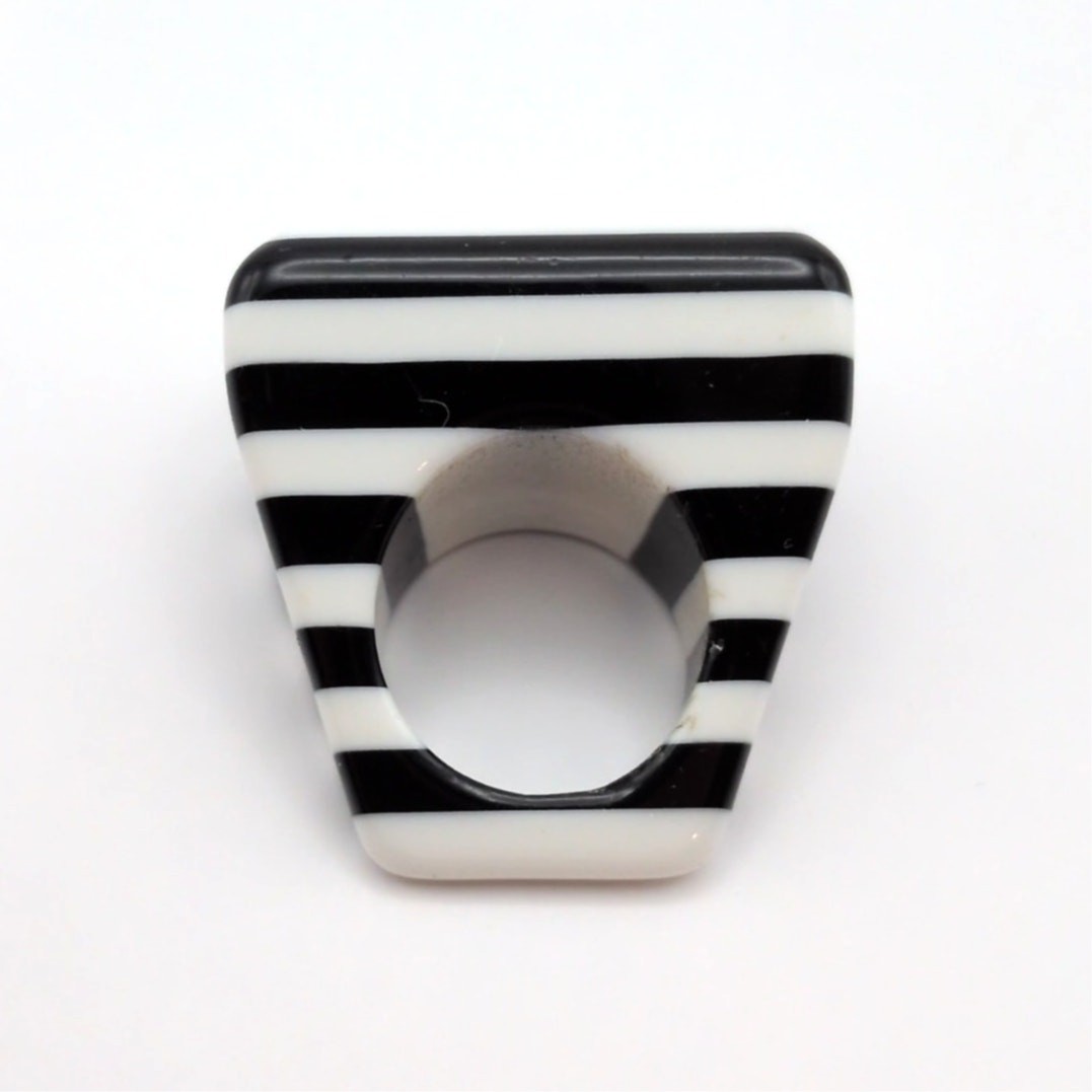 Retro Black and White Mod Rectangular Striped Luc… - image 2