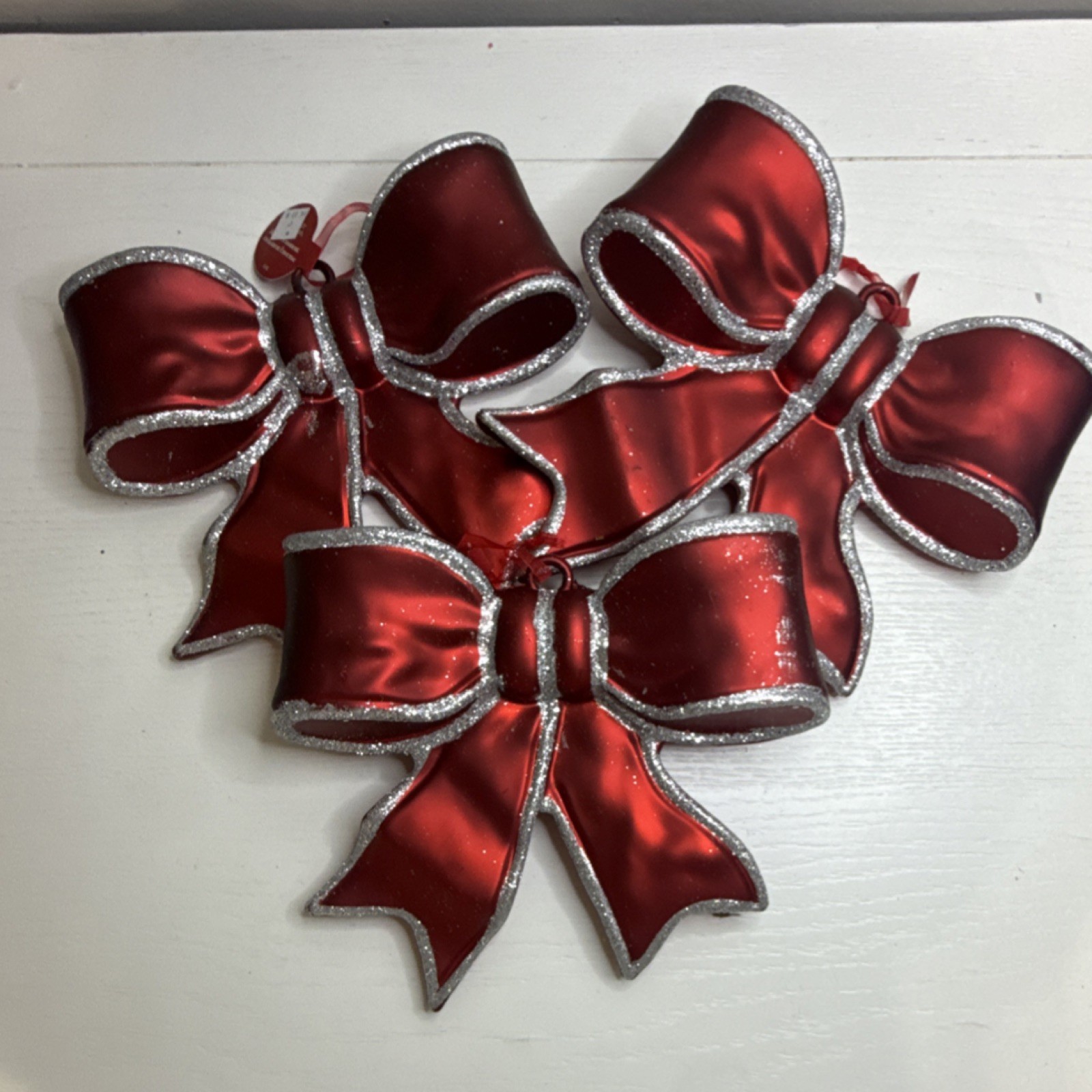 Ashland Jumbo Bow Ornament Set 3 Red Silver Glitter Christmas Noël Tree Decor