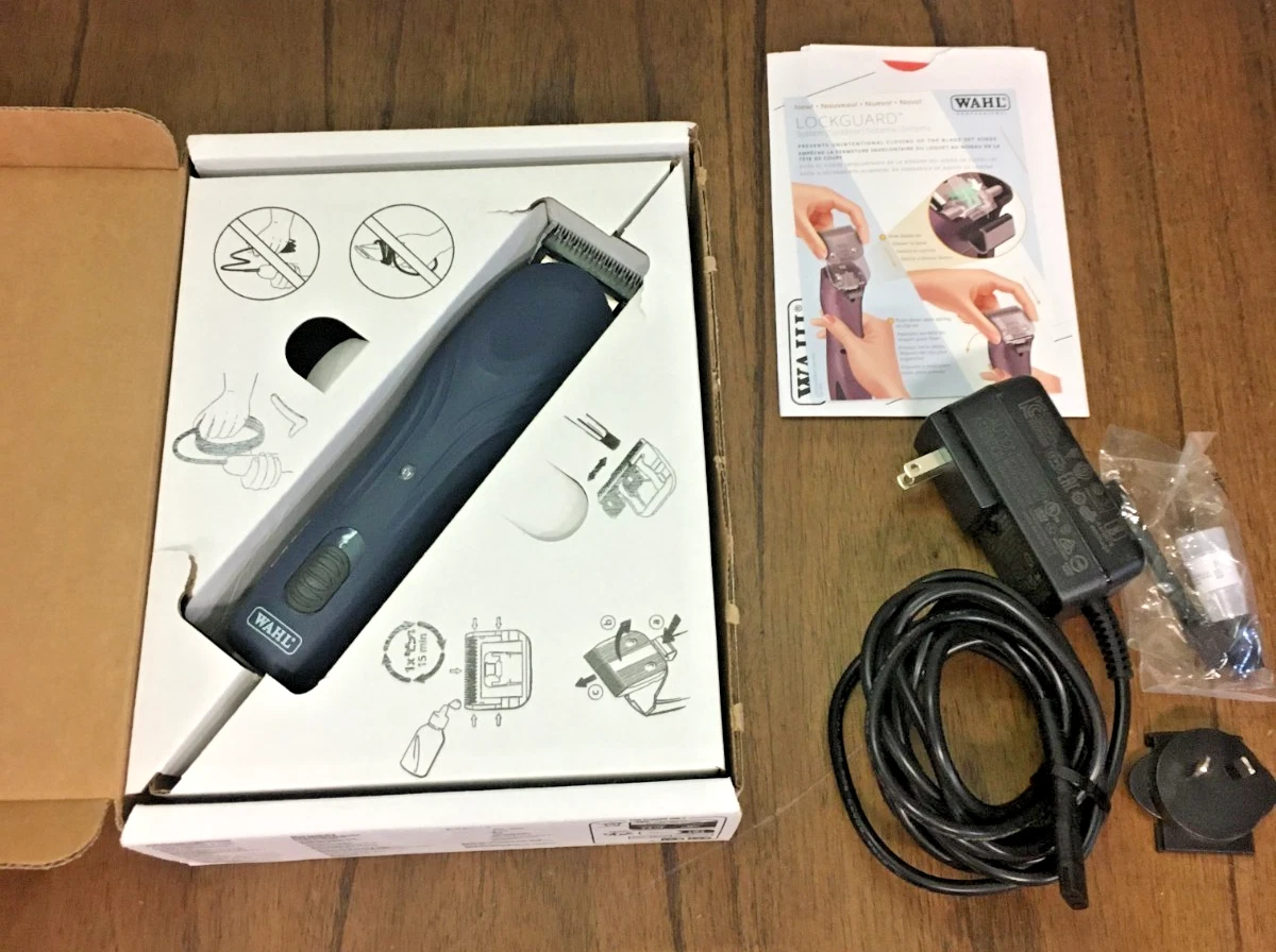 Wahl KMC+ 2 speed Professional Cordless Pet Clipper - In Box Navy Blue EXC!!!
Opens in a new window