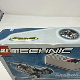 1997 LEGO Technic Motor 9v Set 8735- (Sealed)