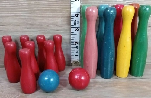 12 Vintage Wooden Skittles Toy Pins Bowling 6 in. tall with 3 balls - Picture 2 of 14