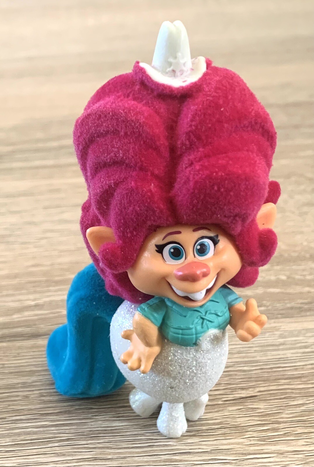2019-dwa-hasbro-trolls-world-tour-delta-dawn-toy-figure-free-shipping