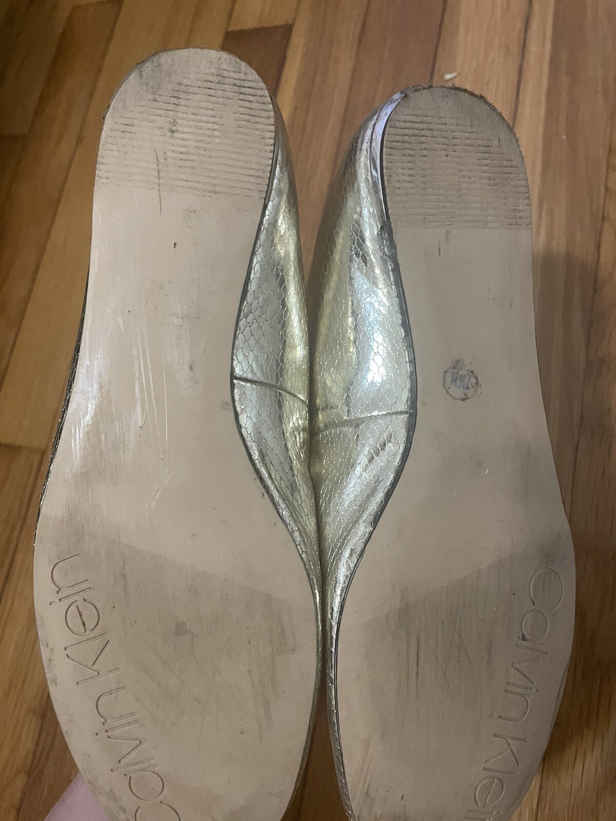 Calvin Klein Kosi Metallic Mini Python Champagne … - image 4