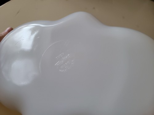 Vintage Fire King Milk Glass Gold Trim Divided Serving Dish Wedding Bridal Party - Picture 9 of 9