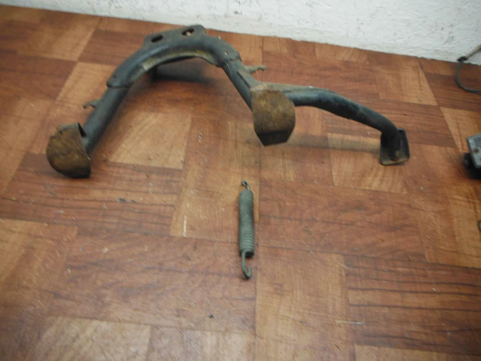 honda 85-87 goldwing 1200 1985 GL 1200 GL1200 OEM CENTER MAIN STAND 50500-MG9-68 Foto 3 de 4