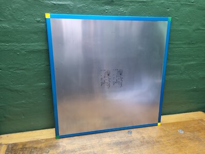 PCB SCHABLONE WANDKUNST WIEDERVERWENDUNG UNGEWÖHNLICHES AUSSTELLUNGSSTÜCK 