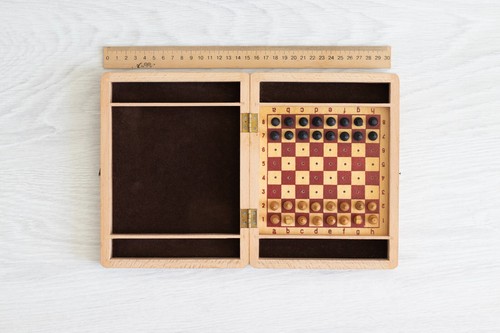 Vintage USSR Pegged Chess Set 1980 – Travel Magnetic Wooden Board Game - Picture 8 of 8
