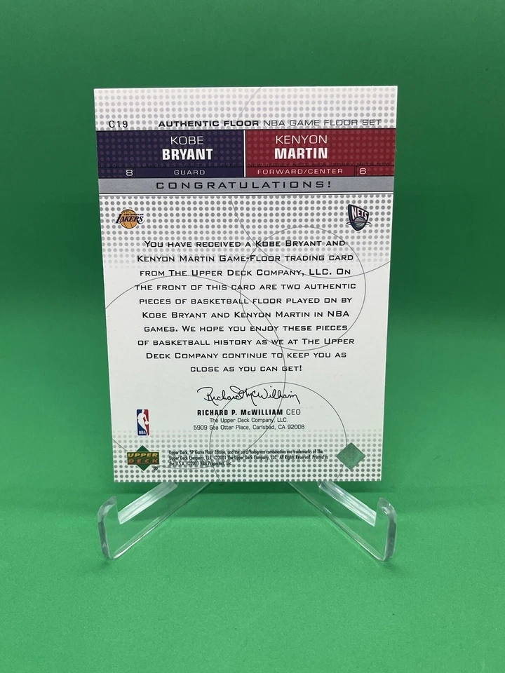 2001 SP Autêntico jogo de basquete usado peça de chão Kobe Bryant e Kenyon Martin - Imagem 2 de 2