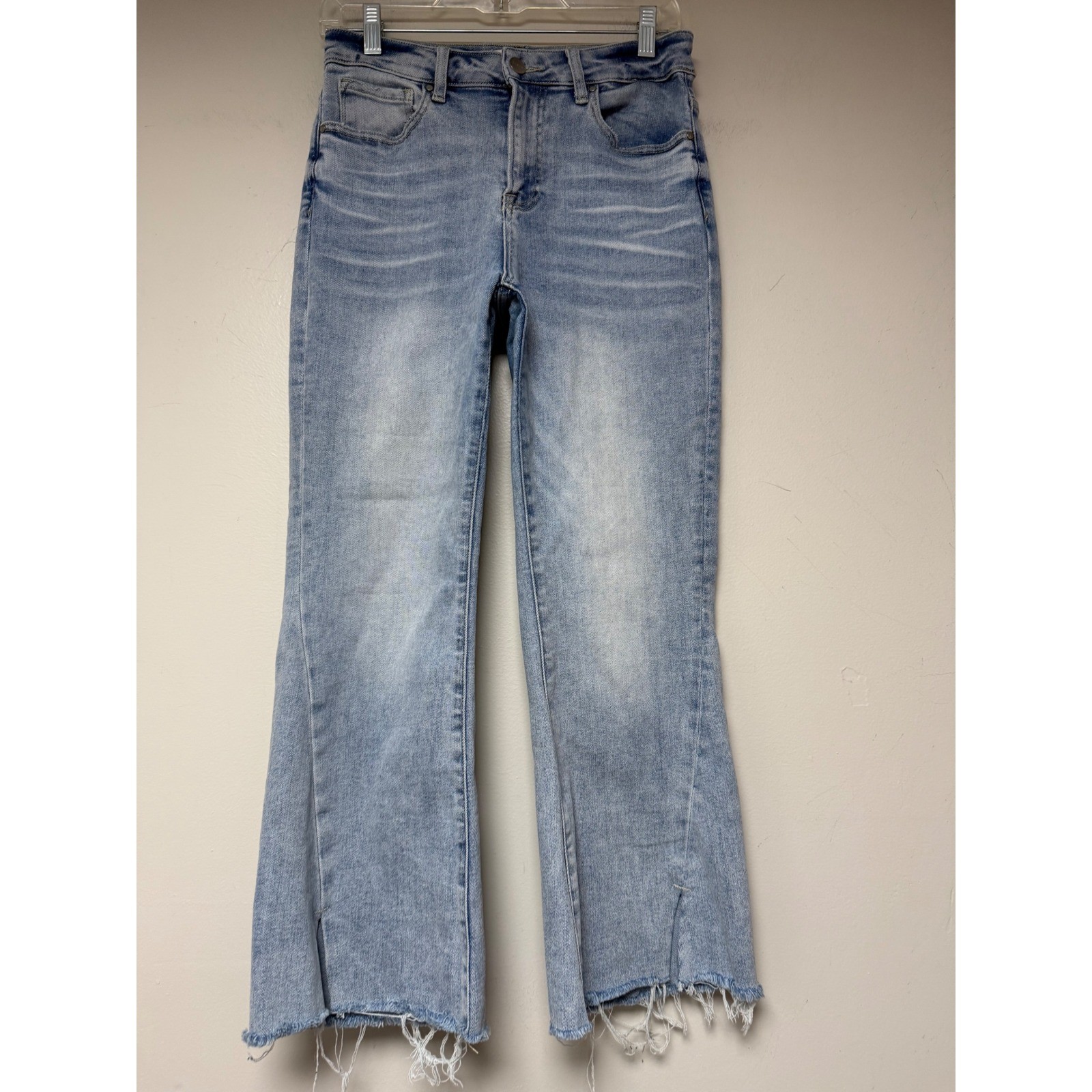 RISEN JEANS Women's Light Wash Flare Crop Denim Jeans Size 5 27 Raw Hem
