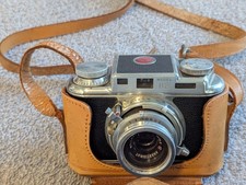 Vintage circa 1950 Bolsey Model B2 35 mm Camera with Original Case