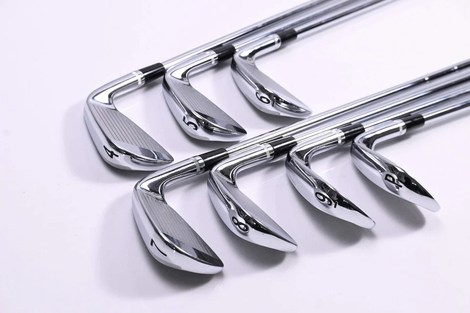 Left Hand Wilson Staff Model CB 2019 Irons / 4-PW / Regular Flex Dynamic R300 - Image 4 of 4
