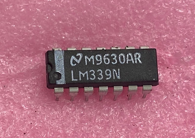National LM339N quad voltage comparator Integrated Circuit