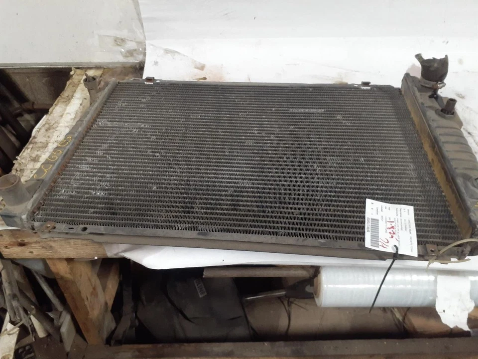 Radiador de escape único 8-302 compatible con 90-91 Crown Victoria 2029857 Foto 2 de 3