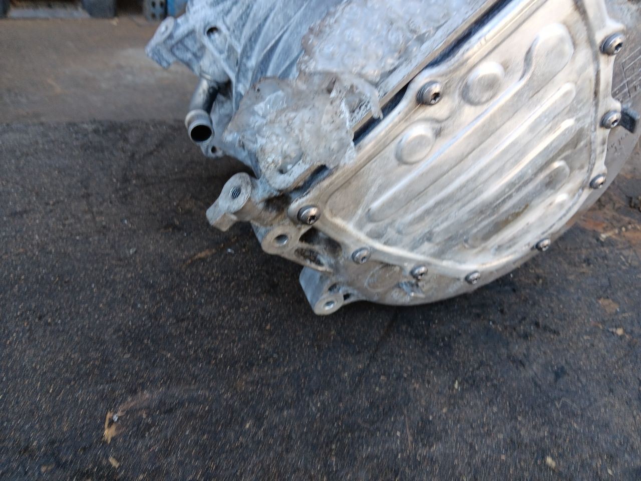 14-19 BMW i8 Front Electric Motor E Drive Generator 12358629048 